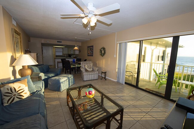 Photo - 1571 S Atlantic Ave Unidad 404 Rental