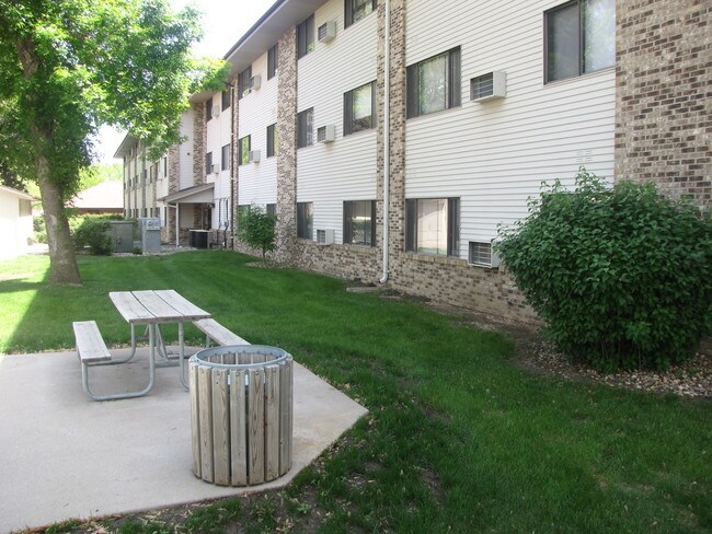Canterbury Apartments