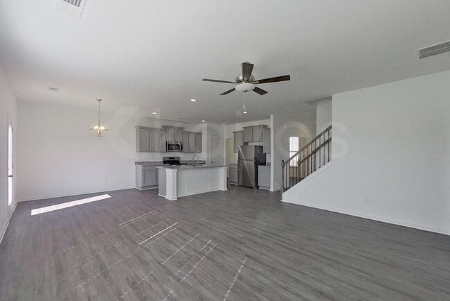 101 Silver Maple Ln