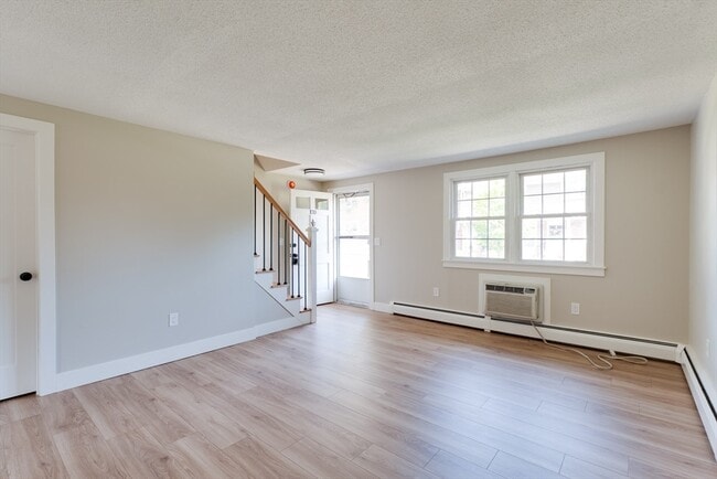 Photo - 418 Meadow St Unit E10