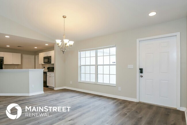 Photo - 2507 66th St W