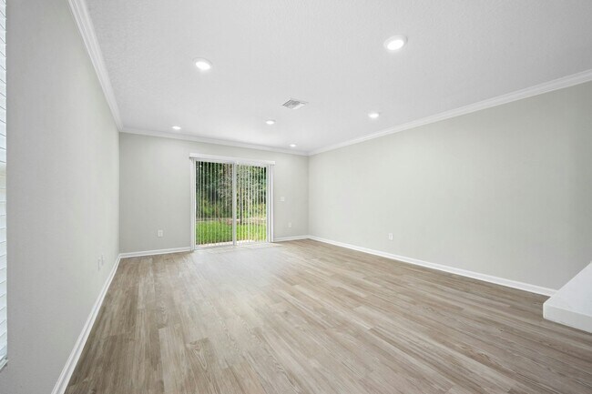 2628 Kohn Rd