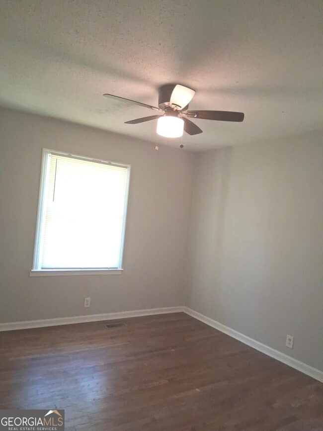 Photo - 2078 E Lilac Ln