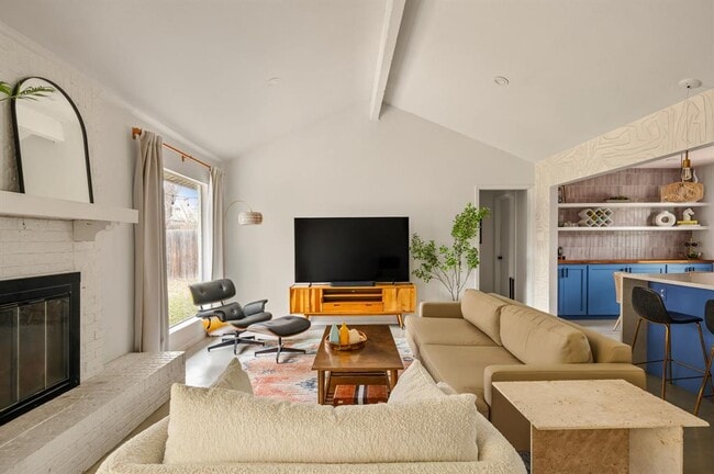 Photo - 9300 Meadow Vale