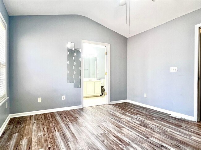 Photo - 1605 Kilmington Ct