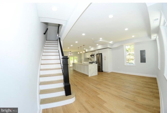 Photo - 1632 T St SE