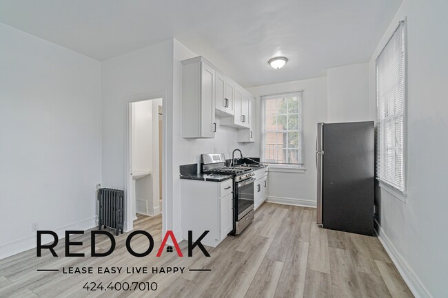 Building Photo - 2505 W 6th St Rental