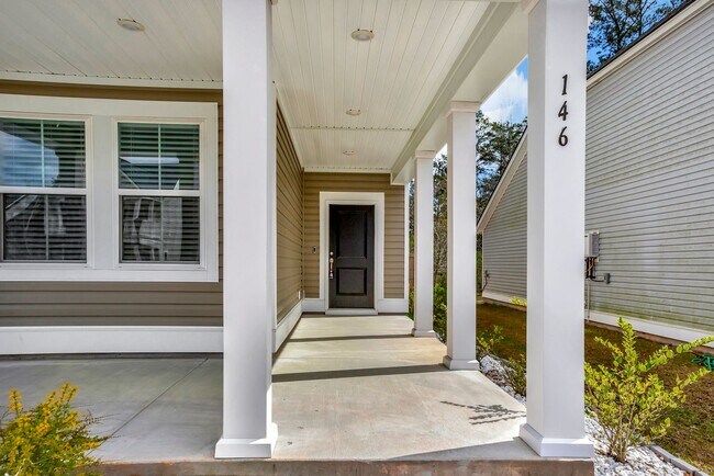 Photo - Welcome Home to Limehouse Village!