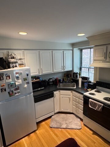 Photo - 575 Tremont St Unidad 303