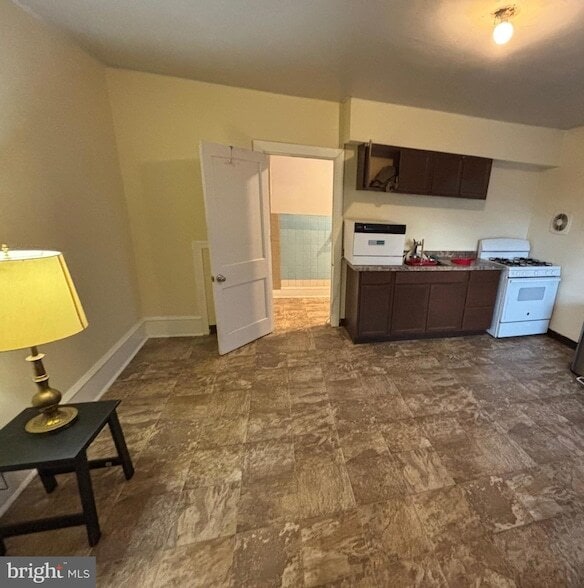 Photo - 422 Victoria St Unit 424 A