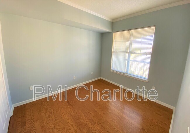 Photo - 405 W 7th St Unidad Apt 503