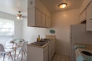 2 BR, 1 BA - 900 SF