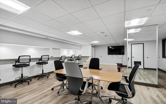 Photo - 2101 Chestnut St Unit 1711