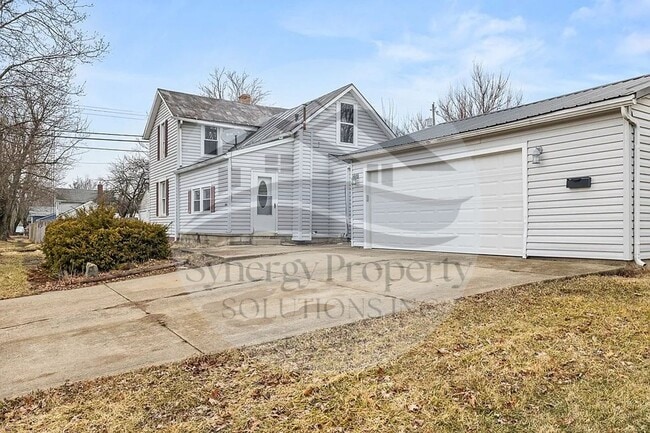 Photo - AVAILABLE NOW CRESTLINE HOME