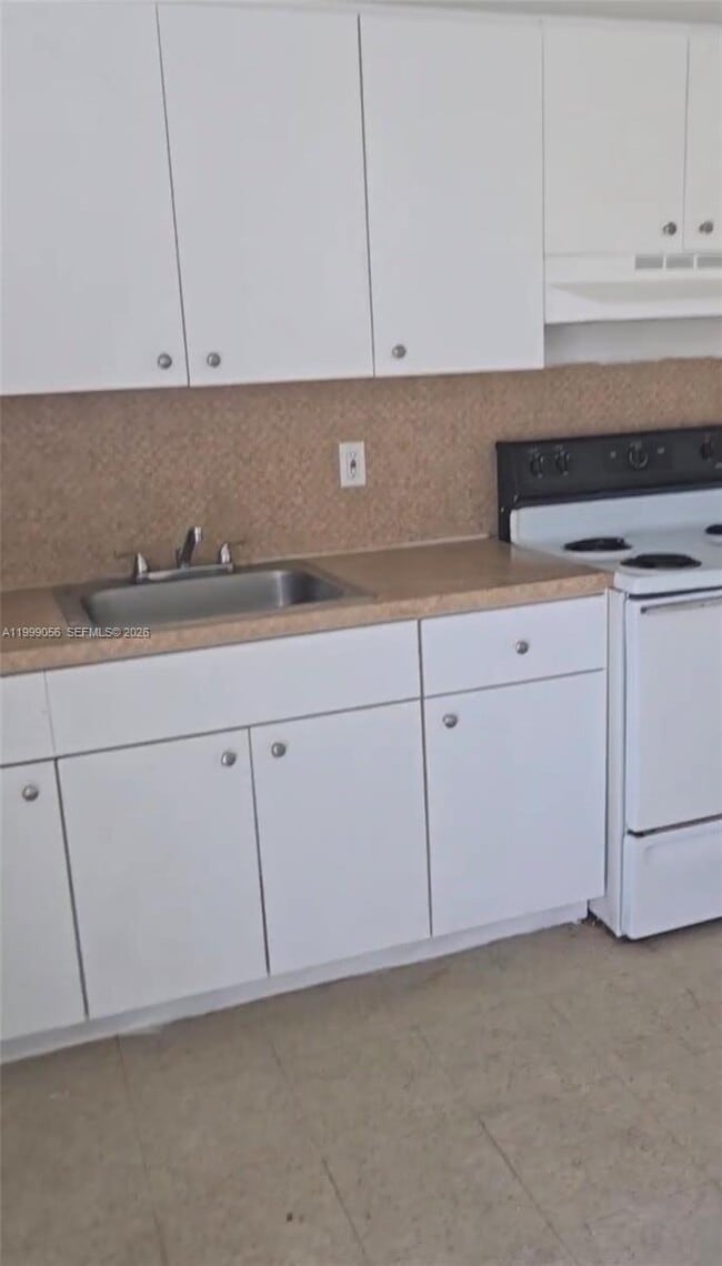 Photo - 250 SW 11th Ave Unit 3