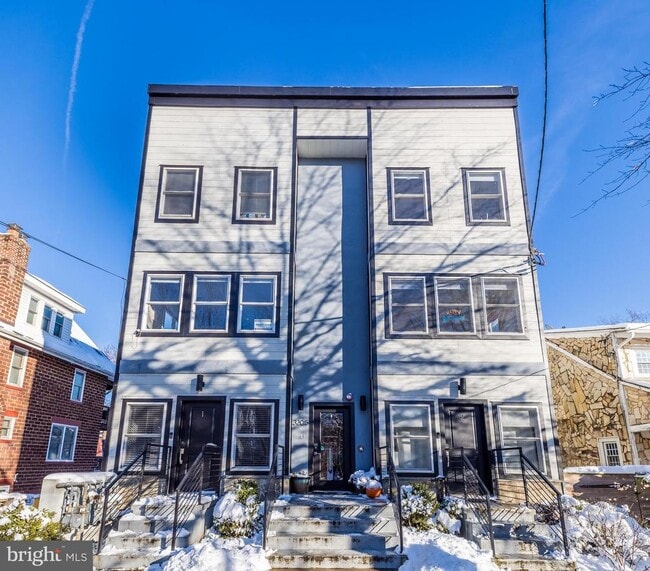 Photo - 3205 7th St NE Apartment Unit 2
