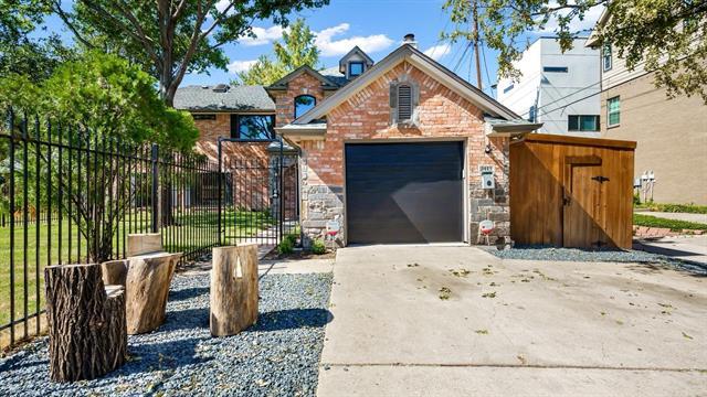 Photo - 5413 Live Oak St