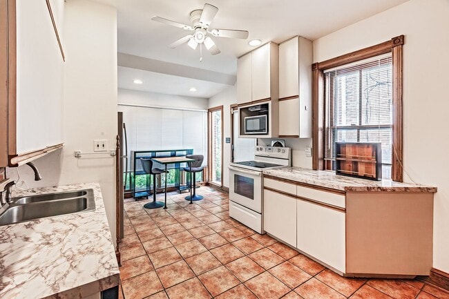 Photo - Charming and unique 3 bedroom, 3 bath townhome near Brandywine River and Zoo