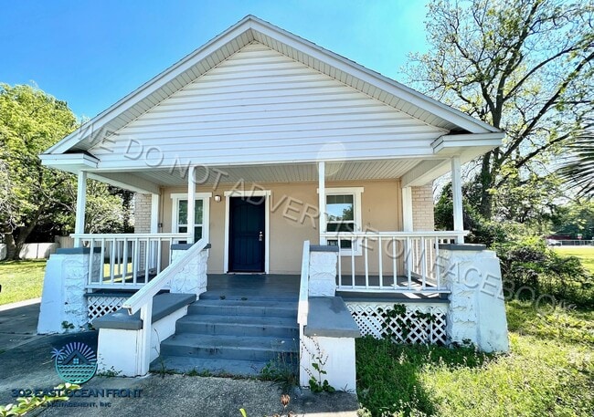 Building Photo - 4 Bedroom Home Ready to Rent!