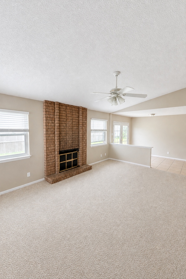 Photo - AVAILABLE END OF JUNE! 3 Bed 1 Bath