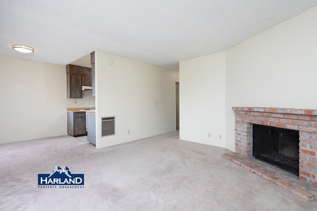Photo - 2112-2114 Thomas Avenue - 2114 Unit 3- Unit 3