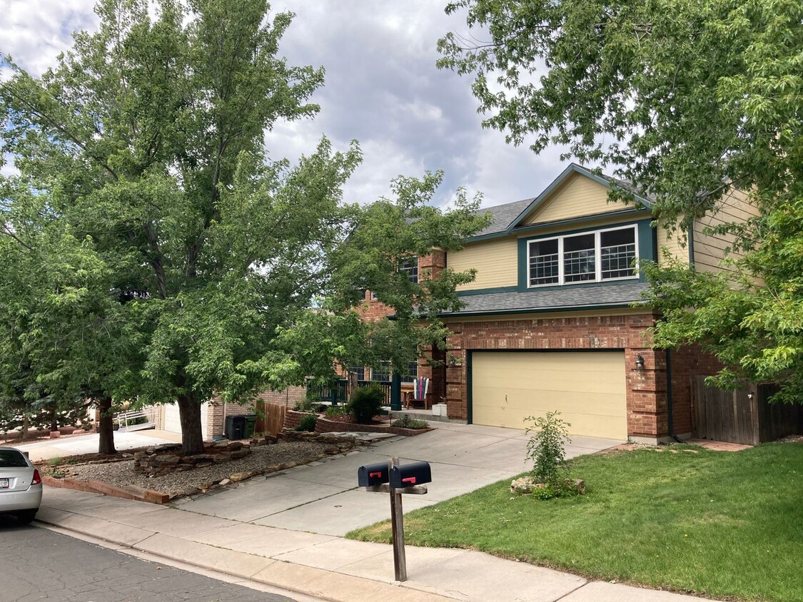Northwest two story home with finished bas... - Northwest two story home with finished bas...