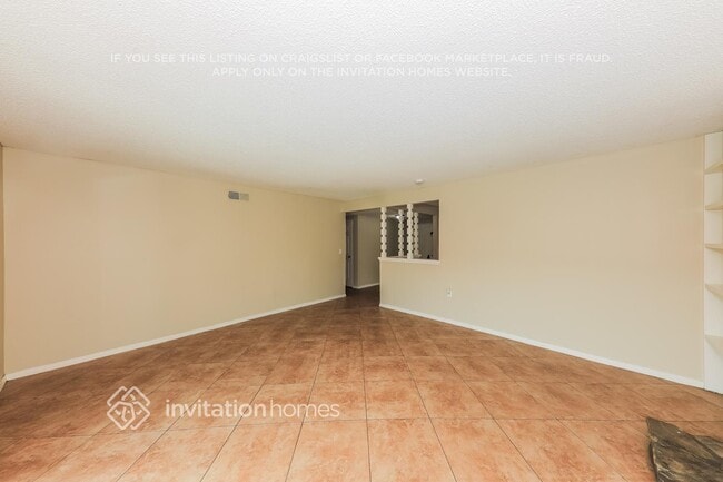 Photo - 6349 Orange Knoll Ave