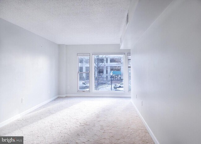 Photo - 601 Pennsylvania Ave NW Unit 201