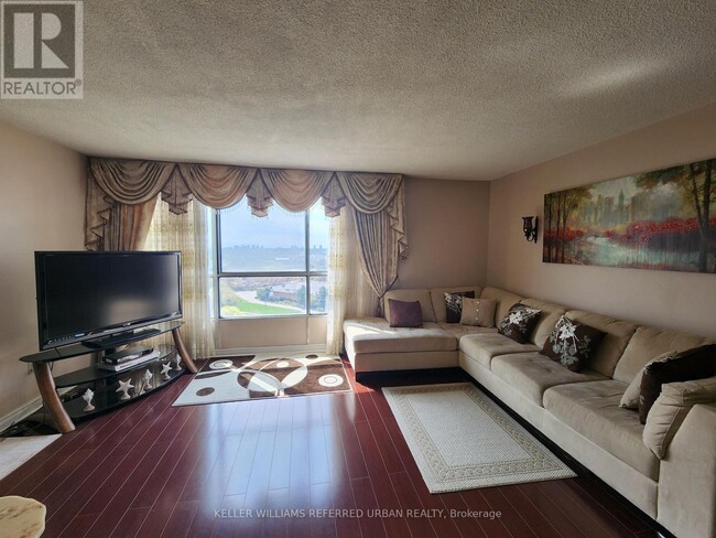 Photo - 10 Martha Eaton Way Unit 1609