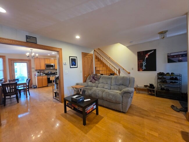 Photo - 92 Gore St