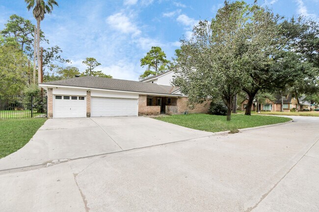 Photo - 17903 Nanes Dr