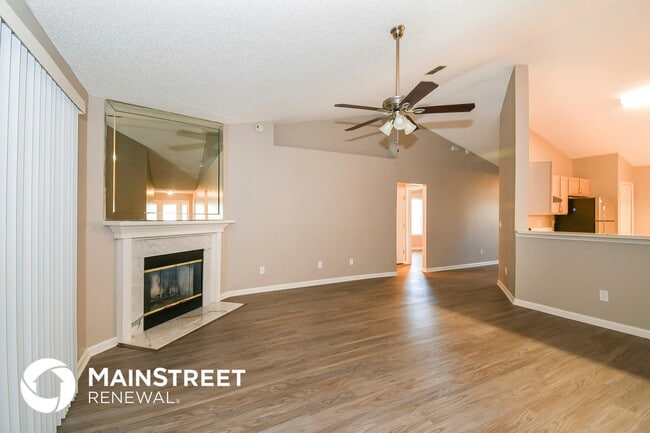 Photo - 11295 Finchley Ln