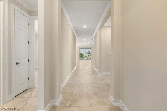 Building Photo - 28021 Sanibel Sands St