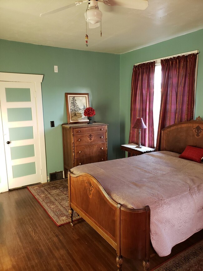 Photo - 1428 W Dean Ave Unidad 01 - 1 Bed, 1 Bath