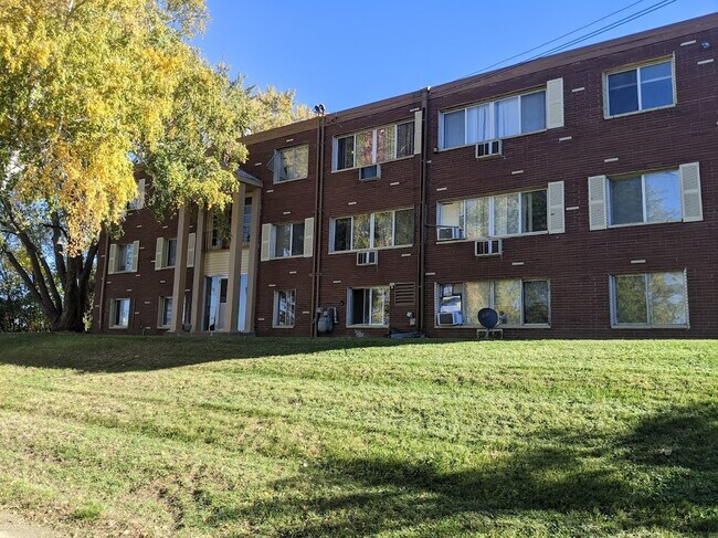 Maplewood Manor