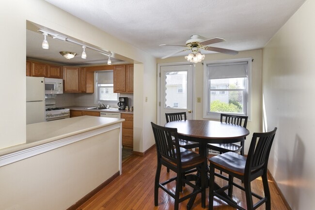 Oak Street Apartments