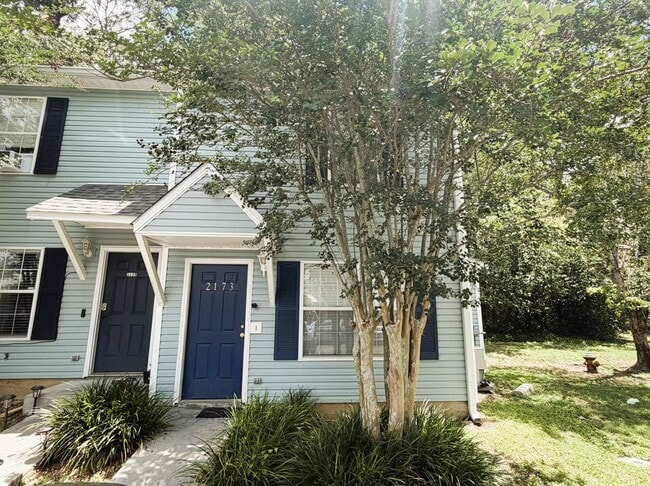Photo - 2173 Timberwood Cir S