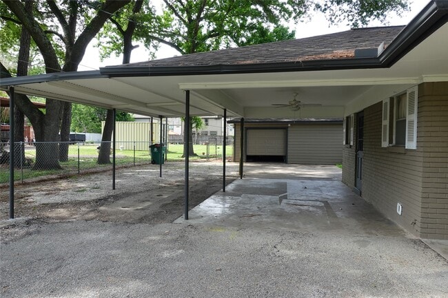 Photo - 918 Lehman St