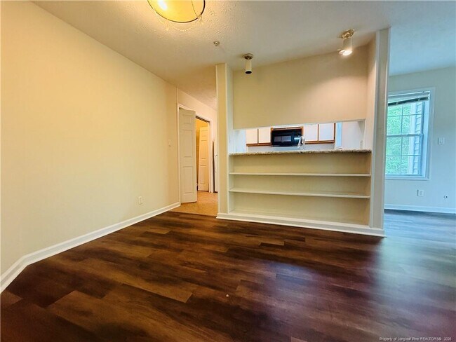 349 Waterdown Dr