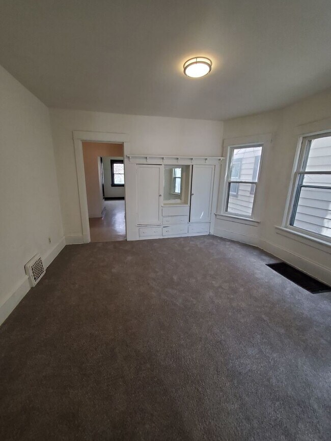 Photo - 3134-3136-3136 N 35th St Apartment Unit 3134 Lower