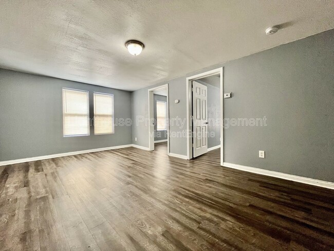 Photo - 273 E Forest Ave Unidad #7