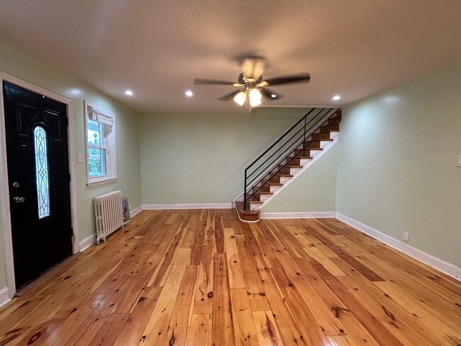 Photo - 2713 Thompson Pl