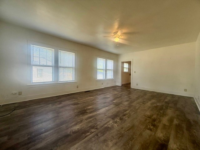 Photo - 605 Oak Park Dr