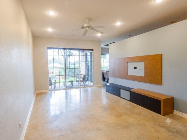 30 Beechdale Ln