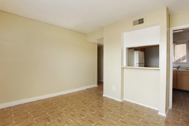 Pelican Pointe
