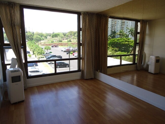 Photo - Pearl Regency 1 Bedroom, 1 Bath, with 1 parking $1795.00/mo.