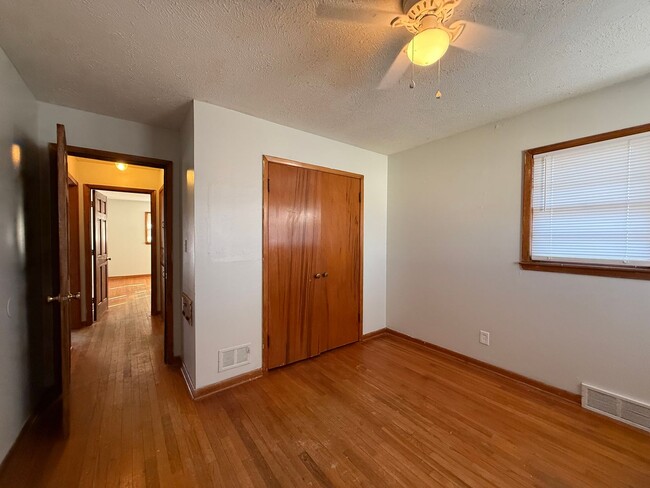 Photo - 2263 S Glendale St