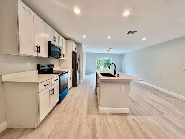 Photo - New Home Port Charlotte House For Rent