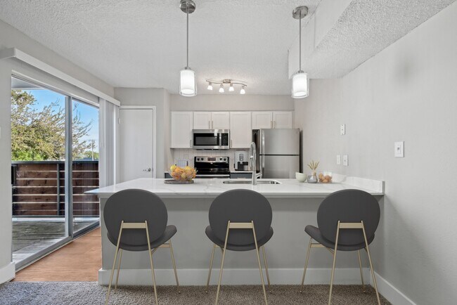 Photo - Eastbank Apartments