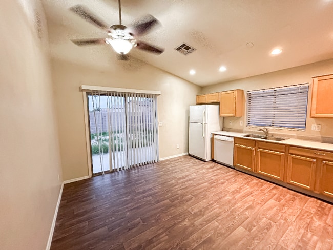 Photo - 11049 E Abilene Ave